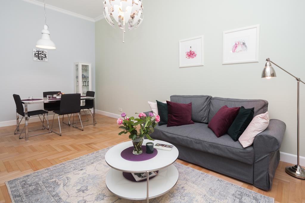 Friendly Apartments - Downtown Krakow Luaran gambar
