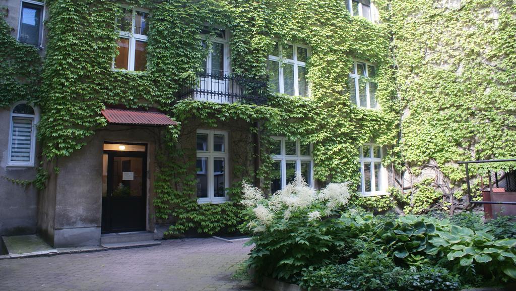 Friendly Apartments - Downtown Krakow Luaran gambar